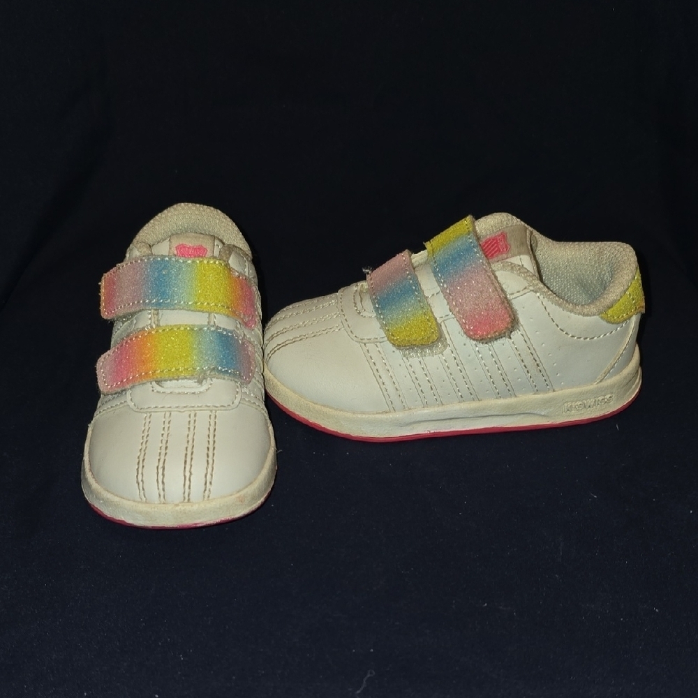 K-Swiss Kids White Sneakers with Multicolor Straps LOT-S